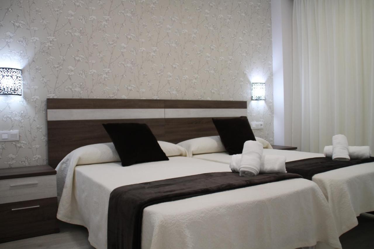 Baixo A Lua Rooming Sarria Buitenkant foto