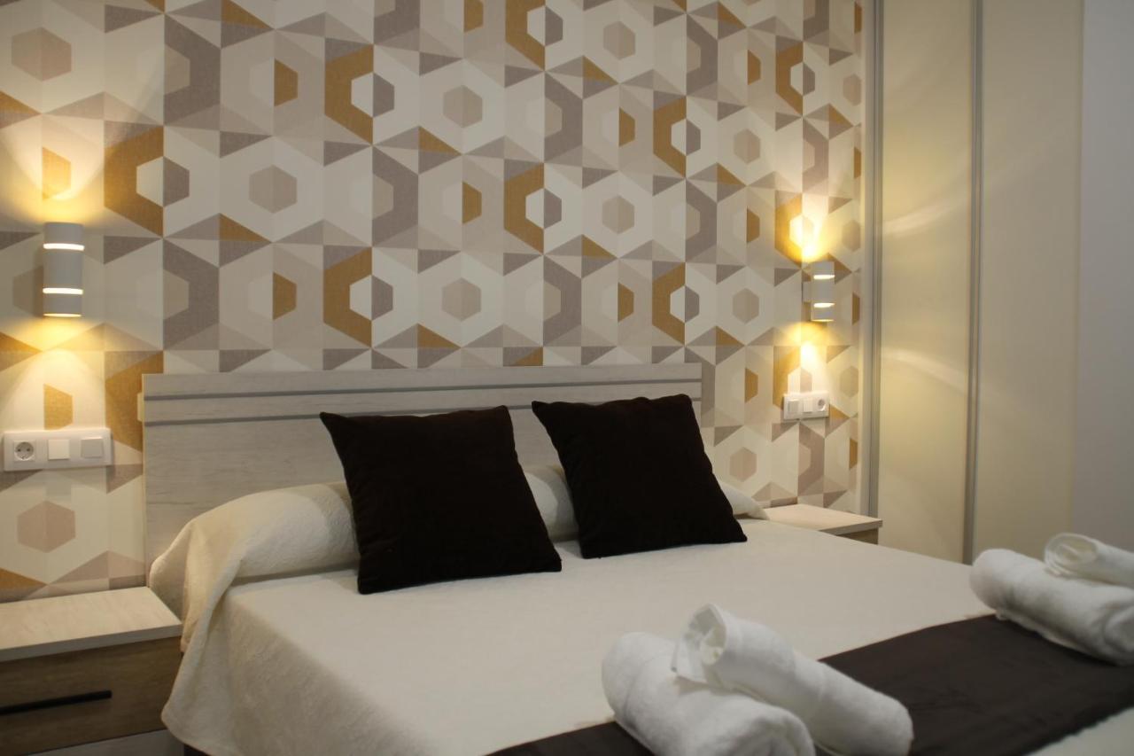 Baixo A Lua Rooming Sarria Buitenkant foto