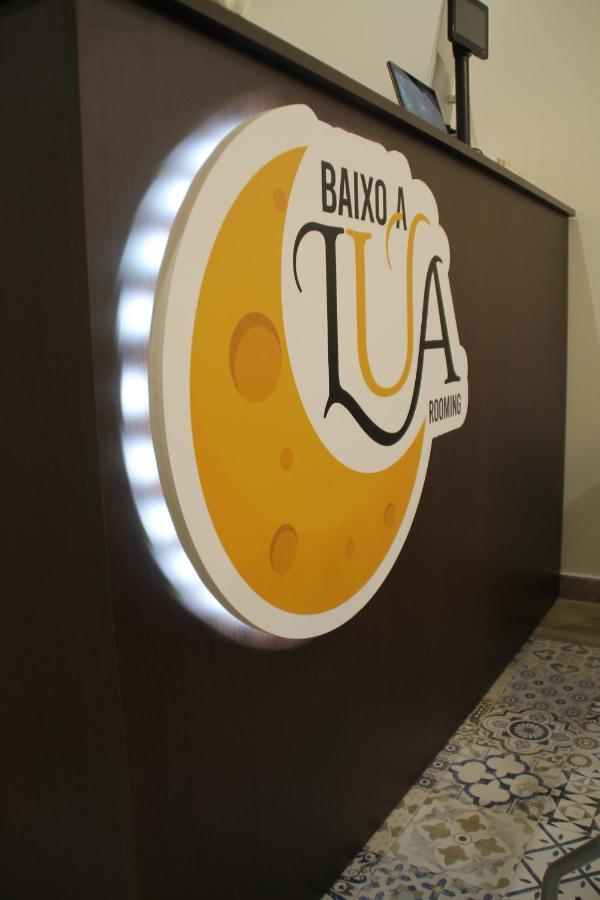 Baixo A Lua Rooming Sarria Buitenkant foto