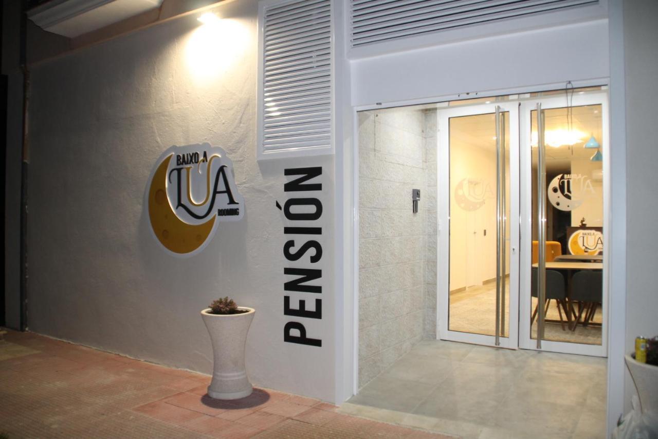Baixo A Lua Rooming Sarria Buitenkant foto