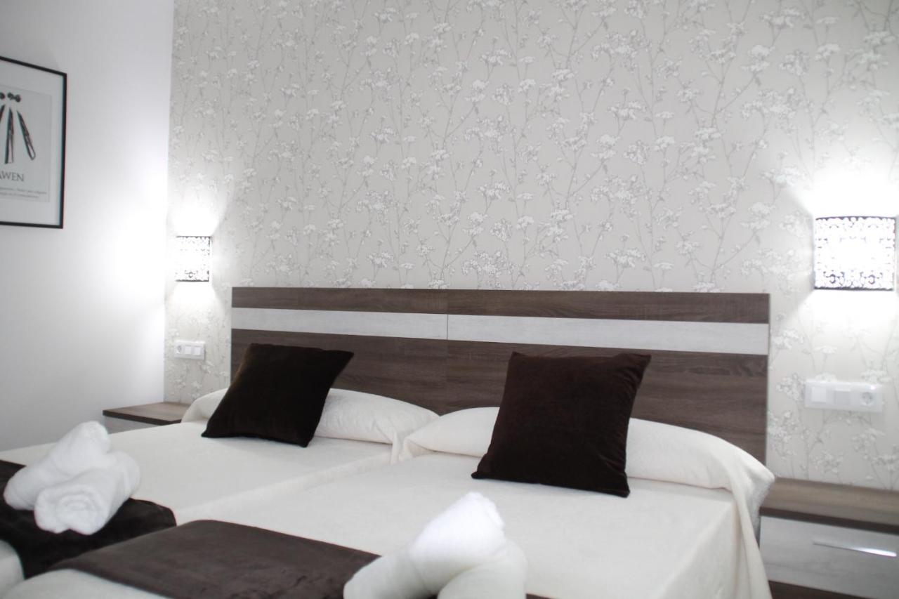 Baixo A Lua Rooming Sarria Buitenkant foto