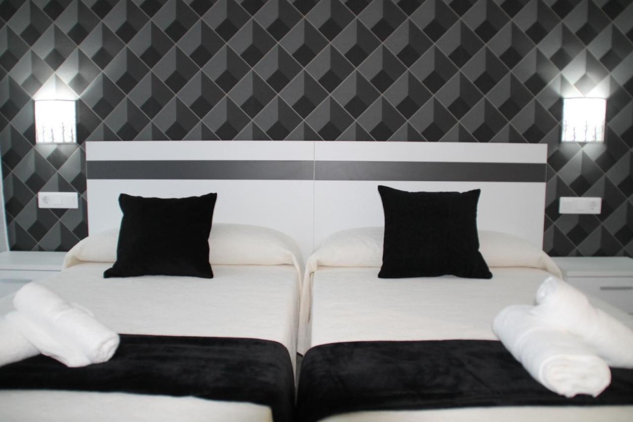 Baixo A Lua Rooming Sarria Buitenkant foto